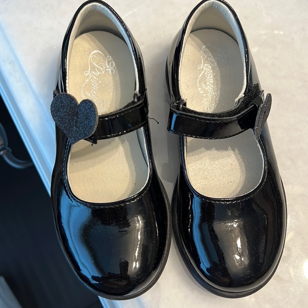 Primigi black patent leather Mary Janes Size 28 / 11US